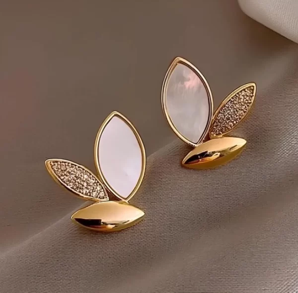 Bling Blog Stud Earrings (E083)